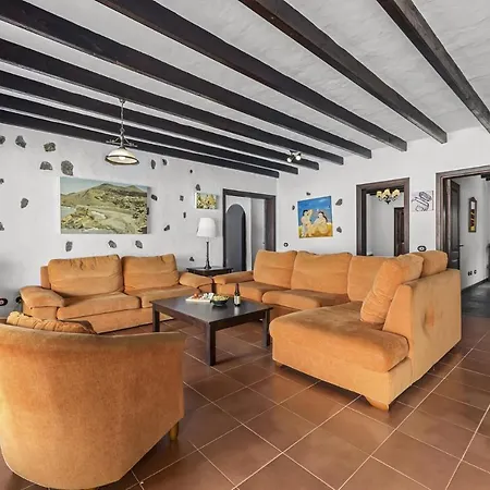 La Crucita By Escapehome Haría