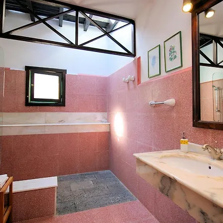 La Crucita By Escapehome 4* Haría