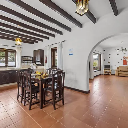 Villa La Crucita By Escapehome Haría